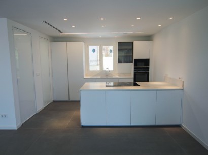 Sale - Villa -
Moraira - San Jaime