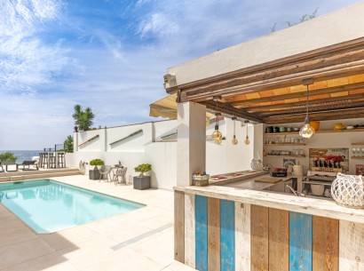 Sale - Villa -
Moraira - Centro