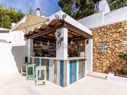 Sale - Villa -
Moraira - Centro