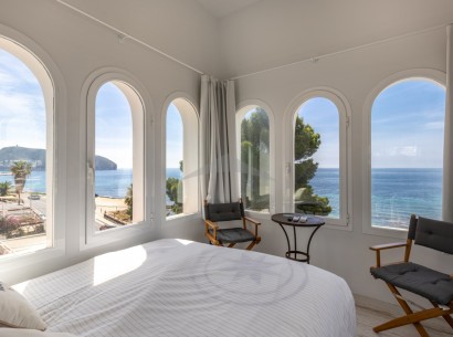 Sale - Villa -
Moraira - Centro