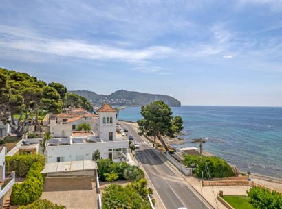 Sale - Villa -
Moraira - Centro
