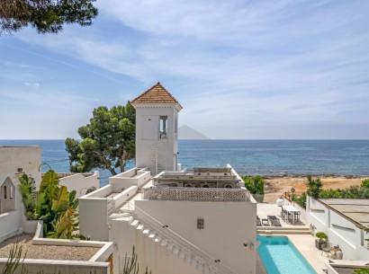 Sale - Villa -
Moraira - Centro