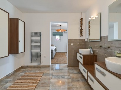 Revente - Villa -
Moraira