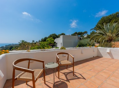 Sale - Villa -
Moraira - El Portet