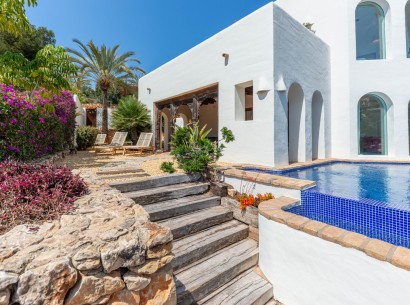 Sale - Villa -
Moraira - El Portet