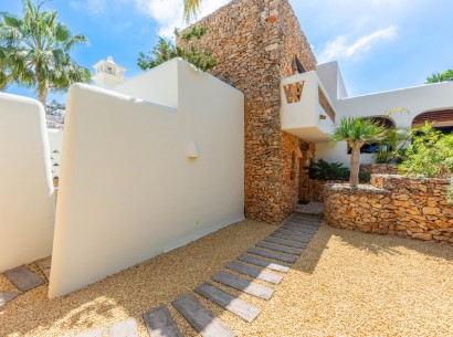 Sale - Villa -
Moraira - El Portet