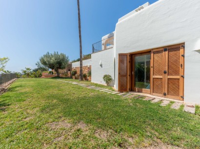 Sale - Villa -
Moraira - El Portet
