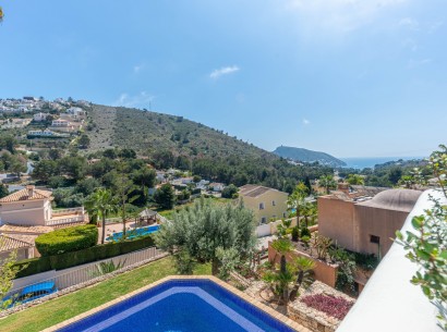 Sale - Villa -
Moraira - El Portet