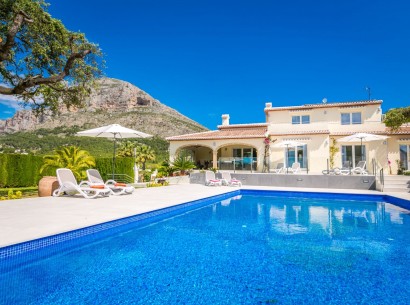 Revente - Villa -
Jávea - Montgó-Ermita