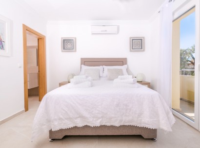 Revente - Villa -
Jávea - Montgó-Ermita
