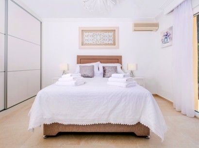 Revente - Villa -
Jávea - Montgó-Ermita