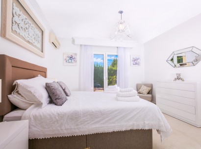 Revente - Villa -
Jávea - Montgó-Ermita