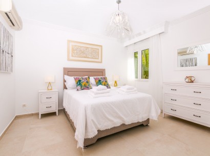 Revente - Villa -
Jávea - Montgó-Ermita