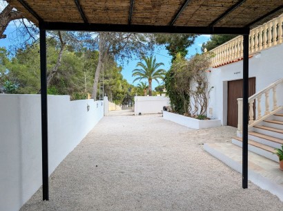 Revente - Villa -
Moraira - La Cometa