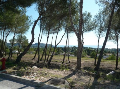 Revente - Building plot -
Moraira - Sabatera