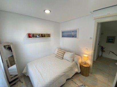 Revente - Villa -
Jávea - Port