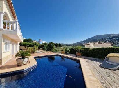 Resale - Villa -
Moraira - Sabatera