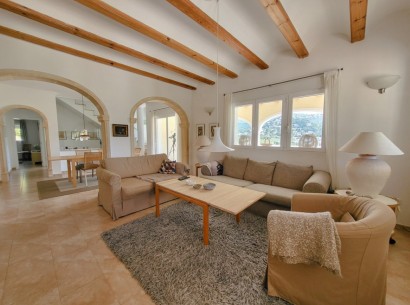 Resale - Villa -
Moraira - Sabatera