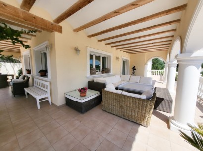 Resale - Villa -
Moraira - Sabatera