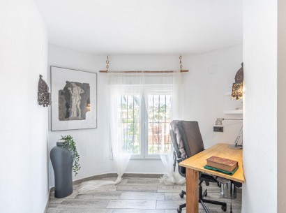 Resale - Villa -
Calpe - Canuta