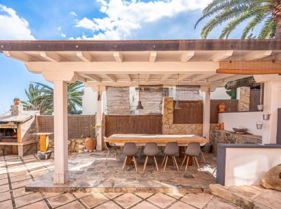 Resale - Villa -
Calpe - Canuta