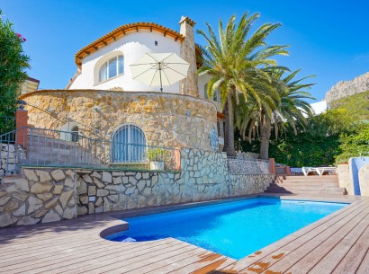 Resale - Villa -
Calpe - Canuta