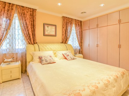 Resale - Villa -
Calpe - Partida Maryvilla