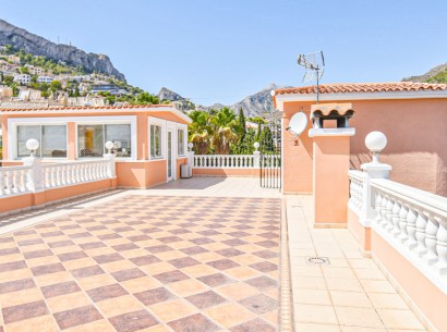 Resale - Villa -
Calpe - Partida Maryvilla