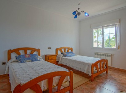 Resale - Villa -
Calpe - Partida La Calalga