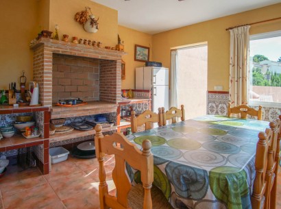 Resale - Villa -
Calpe - Partida La Calalga