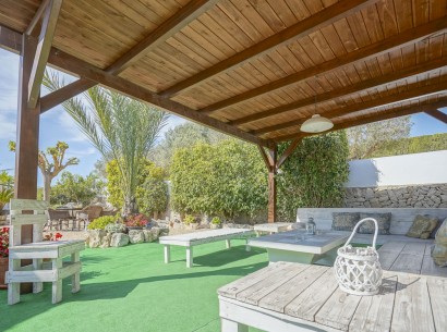 Venta - Villa -
Benissa - La Fustera