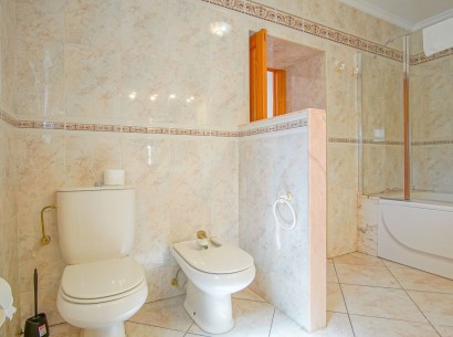 Resale - Villa -
Benissa - Fustera