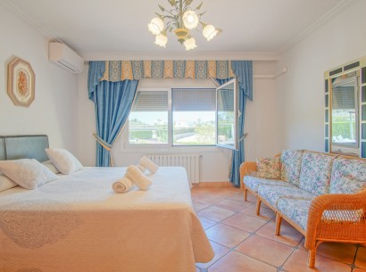 Resale - Villa -
Benissa - Fustera