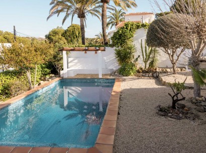 Sale - Villa -
Jávea - Tosalet