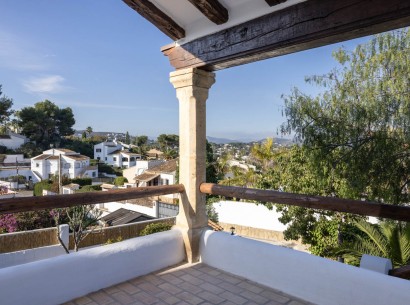 Sale - Villa -
Jávea - Tosalet