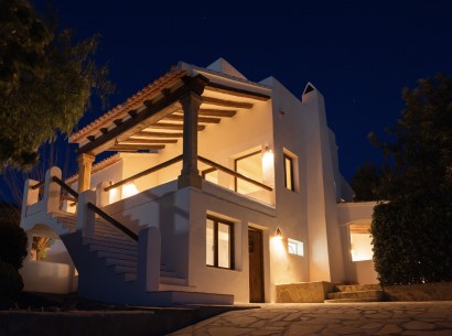 Sale - Villa -
Jávea - Tosalet