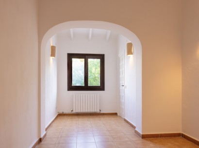 Sale - Villa -
Jávea - Tosalet