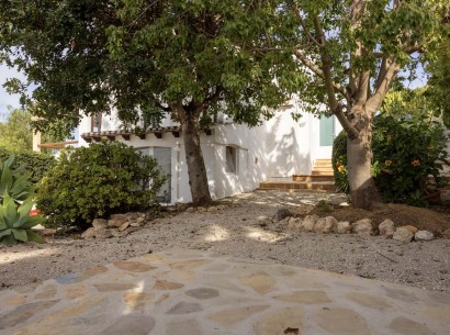 Sale - Villa -
Jávea - Tosalet