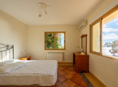 Revente - Villa -
Jávea - La Corona