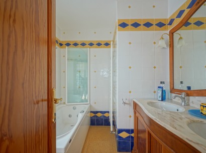 Revente - Villa -
Jávea - La Corona