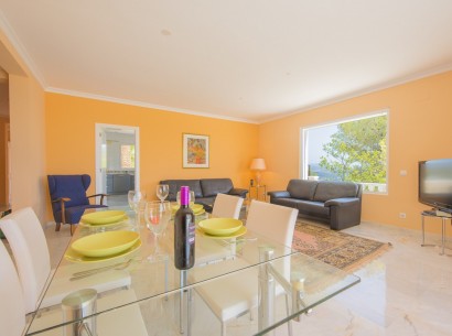 Resale - Villa -
Calpe - Oltamar