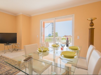 Resale - Villa -
Calpe - Oltamar