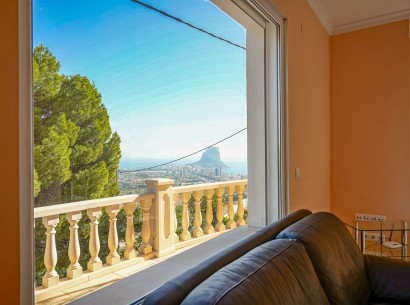 Resale - Villa -
Calpe - Oltamar