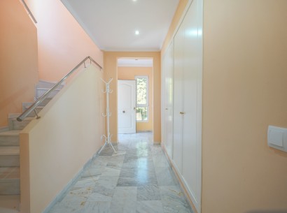 Resale - Villa -
Calpe - Oltamar