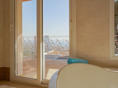Resale - Villa -
Calpe - Oltamar