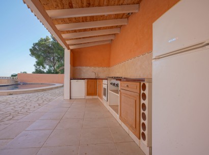 Resale - Villa -
Calpe - Oltamar