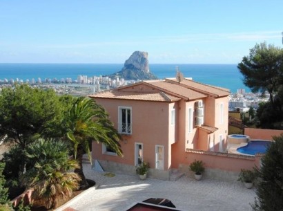 Resale - Villa -
Calpe - Oltamar
