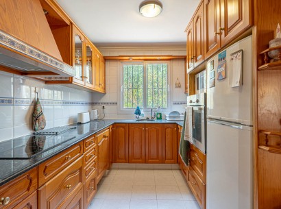 Sale - Villa -
Jávea - Tarraula