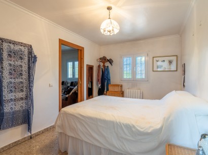 Sale - Villa -
Jávea - Tarraula