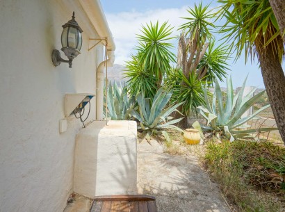 Sale - Villa -
Jávea - Tarraula